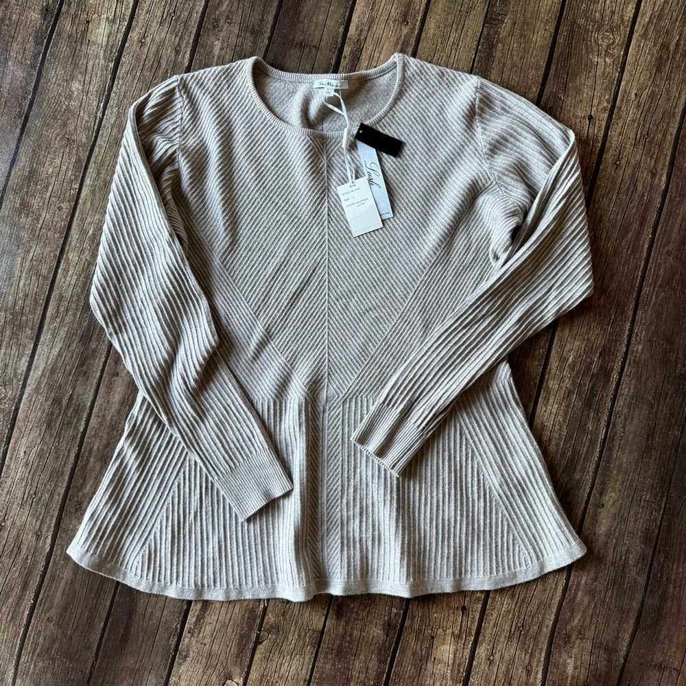Villa Milano Ribbed Peplum Sweater | Heather Latte | Size Large | Nwt